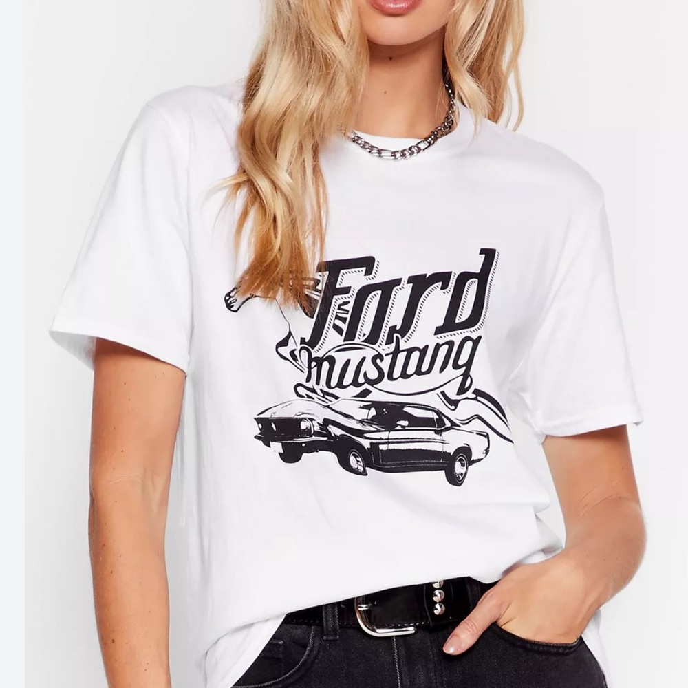 Mustang Tee